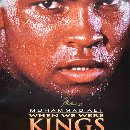 Muhammad ALI. Rare affiche dédicacée par Muhammad Ali du fil...