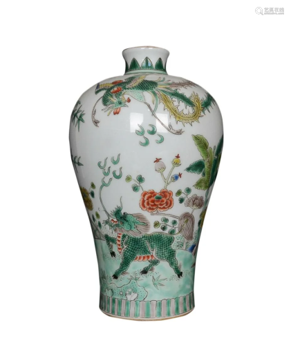 FAMILLE-VERTE 'PHOENIX AND QILIN' MEIPING VASE