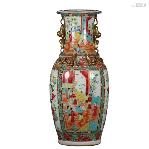 GUANGCAI 'BIRD AND FLOWER' HANDLED VASE