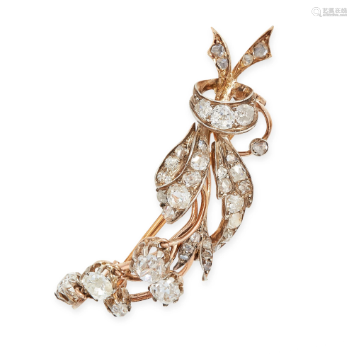 AN ANTIQUE DIAMOND BROOCH, CIRCA 1890 in yellow gold