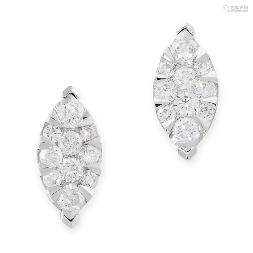 A PAIR OF DIAMOND CLUSTER STUD EARRINGS in 18ct white