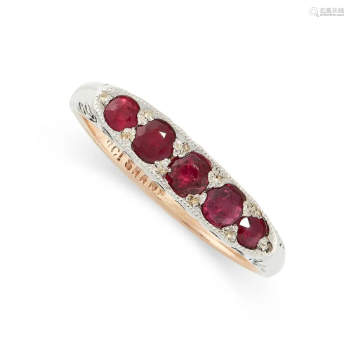 A RUBY RING in yellow gold, set with five graduated