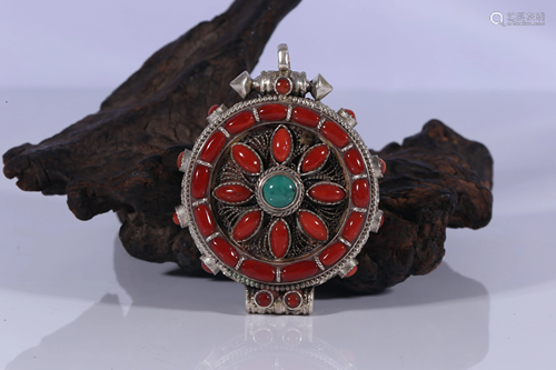 Nepal Sterling Silver Coral Embeded Portable Buddhist