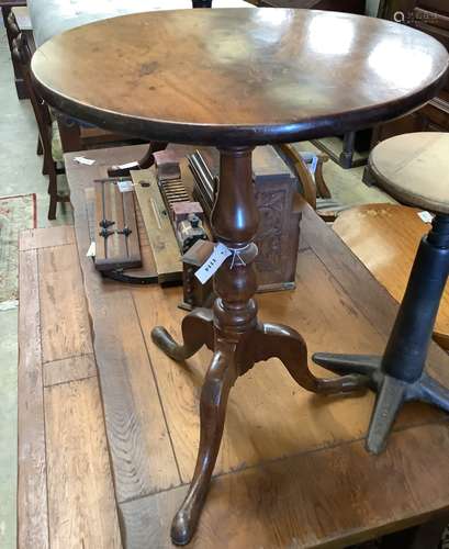 A Victorian mahogany tilt top tripod tea table, diameter 54c...