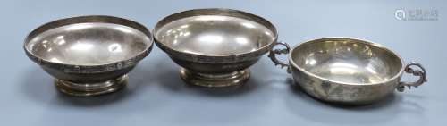 A pair of George VI silver pedestal nut dishes, Birmingham, ...