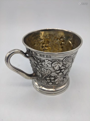 A Victorian Hunt & Roskell silver cup, leaf and grape