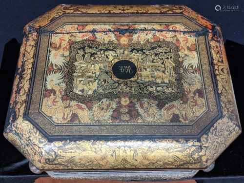A late 18th/early 19th century Chinese export lacquered