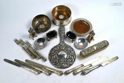 Various oddments of silver
