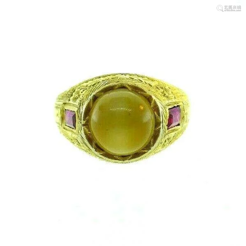 VINTAGE 20k Two Tone Gold, Ruby & Tiger Eye Ring