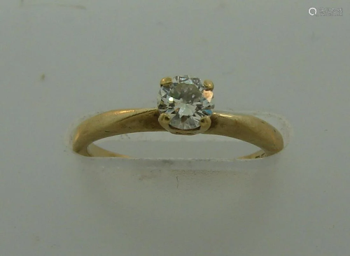 Timeless DIAMOND YELLOW GOLD SOLITAIRE RING Feminine