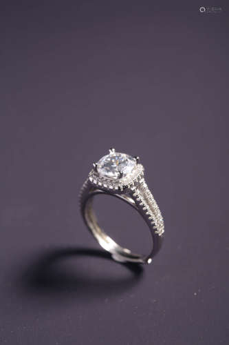 chinese 2.2 carat Merson diamond ring