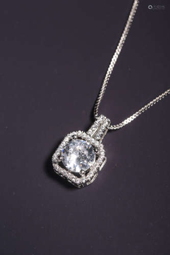 chinese 2 carat Mosan diamond pendant