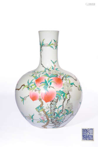 chinese famille rose porcelain globular vase