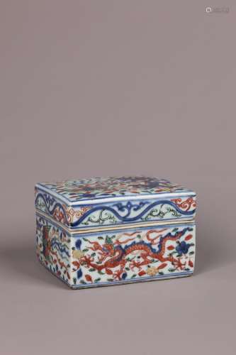 Blue-and-white and Iron-red Square Lidded Box