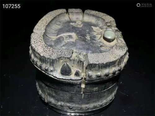 AN OLD STOCK DUANZHOU INKSTONE - 