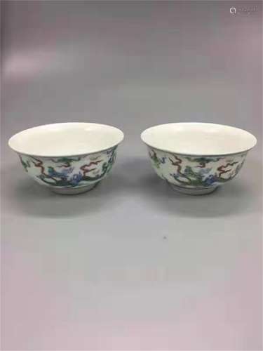 A PAIR OF MING DYNASTY CHENGHUA DOU CAI DRAGON DISIGN BOWLS