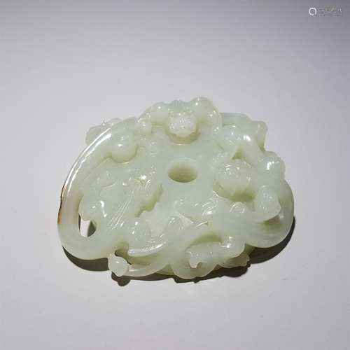 A HETIAN JADE CHI DRAGON