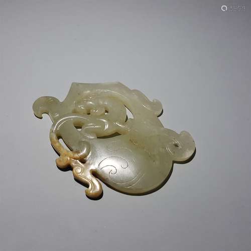 A HETIAN JADE CHI DRAGON