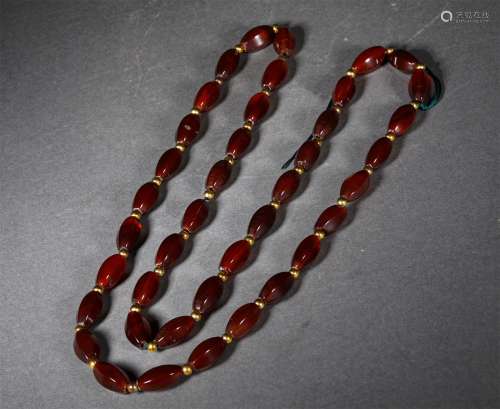 A WARRING STATES AGATE NECKLACE