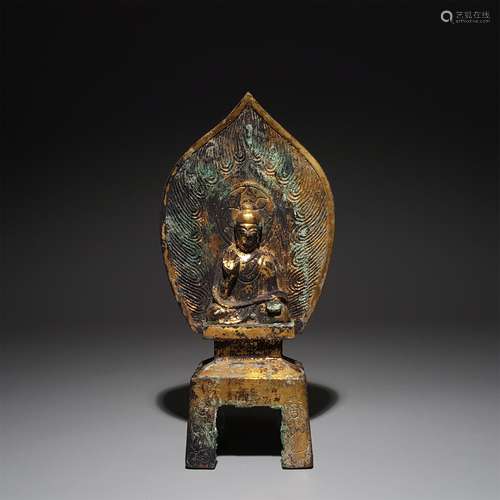 A GILT BRONZE BUDDHA STATUE