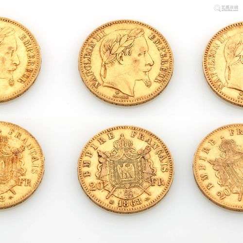 Trois pièces de vingt francs en or à l'effigie de Napoléon I...