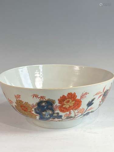 Bol à punch en porcelaine Imari. Chine, période Kangxi (1662...