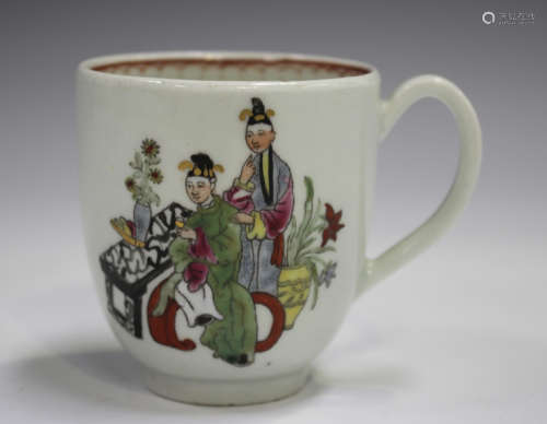 A Worcester porcelain coffee cup, circa 1770, painted in the...