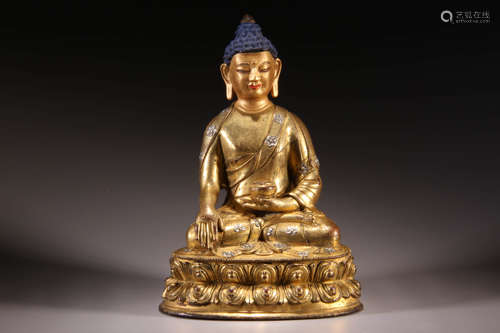 A Gilt Bronze Sakyamuni Figure Statue