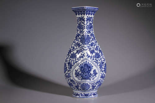 A Blue and White Flower Branch Pattern Porcelain Vase