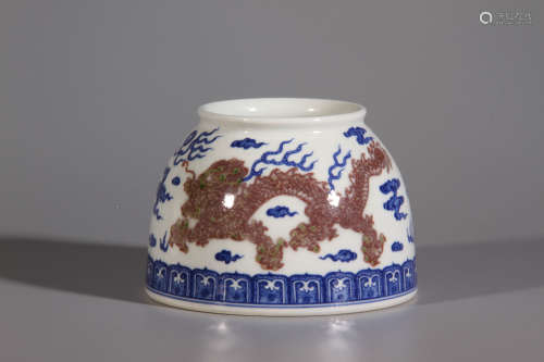 A Blue And White Glaze Dragon Pattern Porcelain Brush Wash