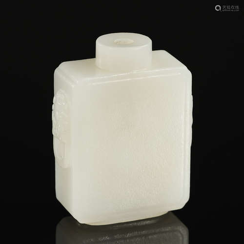 QING DYNASTY,HETIAN JADE SNUFF BOTTLE