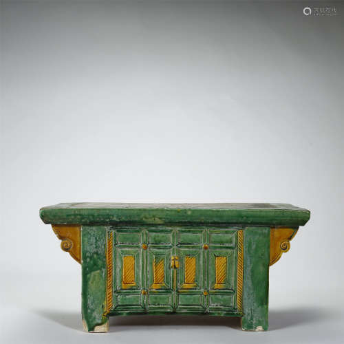 LIAO/JIN DYNASTY,A SMALL GREEN GLAZED TABLE