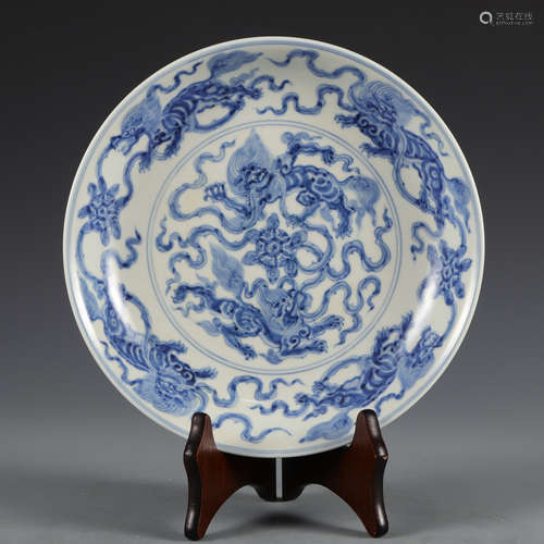 QING DYNASTY,BLUE AND WHITE GLAZED DISH