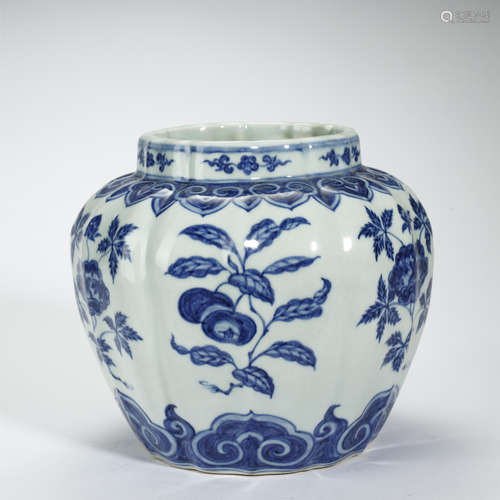 BLUE AND WHITE GLAZED JAR,MING DYNASTY