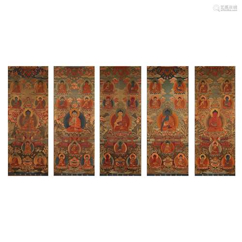 A SET OF CHINESE QING DYNASTY QIANLONG EMBROIDERY BUDDHA