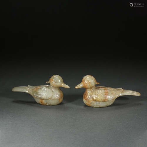 A PAIR OF CHINESE HETIAN JADE MANDARIN DUCK BOXES