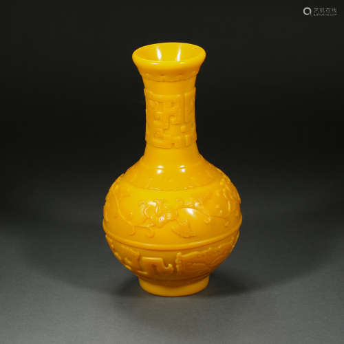 CHINESE QING DYNASTY GLASS BOTTLE