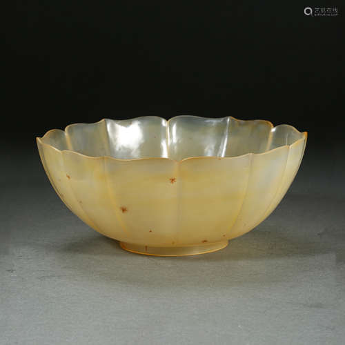 CHINESE LOTUS AGATE BOWL, QING DYNASTY