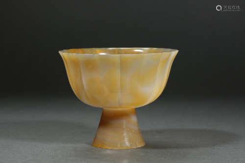 CHINESE AGATE GOBLET, QING DYNASTY