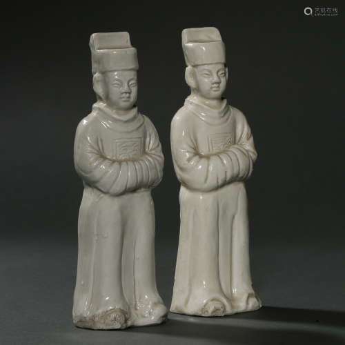 A PAIR OF DING WARE FIGURES, NORTHERN SONG DYNASTY, CHINA
