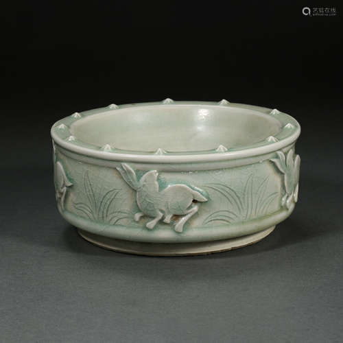 RABBIT PATTERN LONGQUAN WARE BRUSH WASH, SOUTHERN SONG DYNAS...