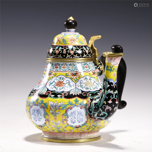 A CHINESE PAINTED ENAMEL POT