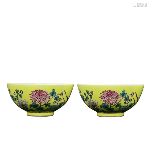 YELLOW-GROUND PAINTED ENAMEL 'FLORAL' BOWL
