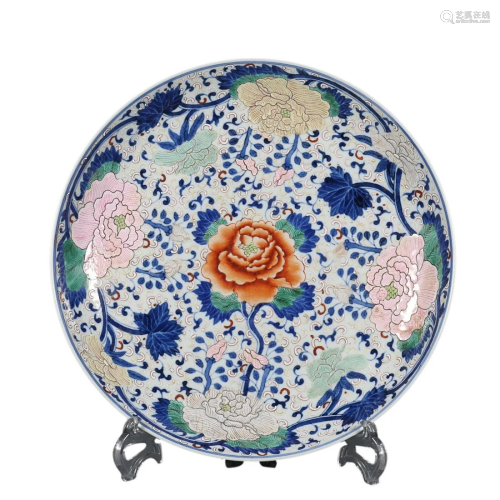 BLUE & WHITE AND PAINTED 'PEONY' CHARGER