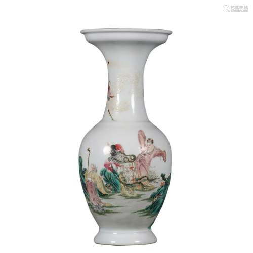 FAMILLE-ROSE 'FIGURE STORY' VASE