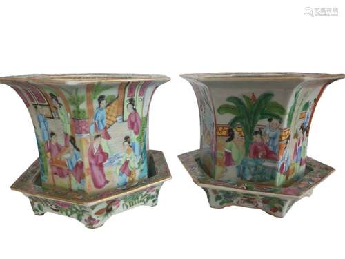 19th Century Pair Of Chinese Famille Rose Panelled Planters