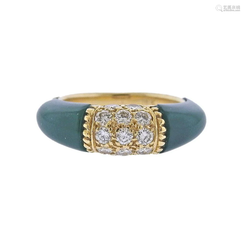 Van Cleef & Arpels Chrysoprase Diamond Gold Ring