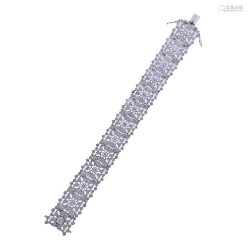 5.85ctw Diamond Gold Openwork Bracelet