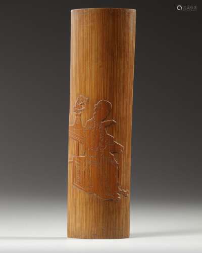 A CHINESE BAMBOO 'LADY' WRIST REST, 19TH-20TH CENTURY
