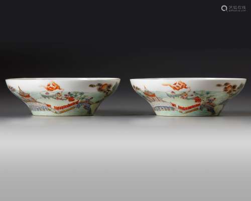 A PAIR OF CHINESE FAMILLE ROSE OGEE BOWLS,19TH -20TH CENTURY